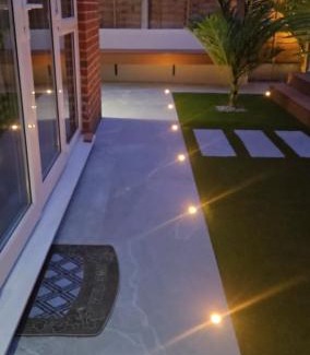 Salford House | The Cosy Pod Studio - Short Stay in Salford