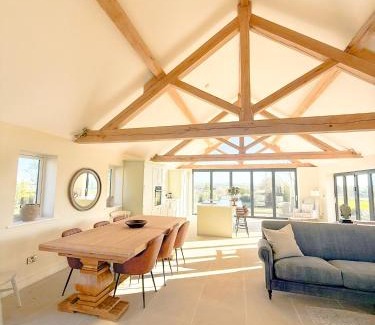 Shipston on Stour House | The Cotswold Barn