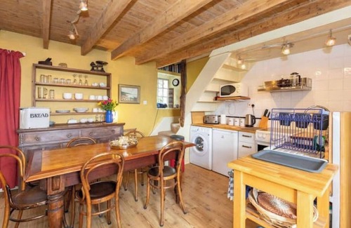 Burnmouth Cottage | The Cottage By The Sea,Scotland.nCosy and Comfortable in a Spectacular Location!