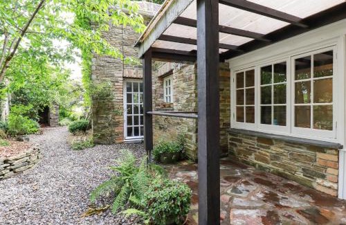 Saint Kew House | The Cottage