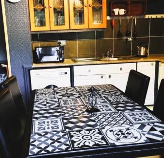 Abergavenny Apartment | The Cottage