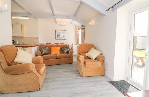 Holsworthy House | The Cottage