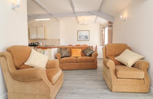 Holsworthy House | The Cottage