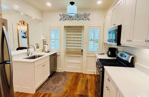 Apalachicola Cottage | The Cottage on Commerce