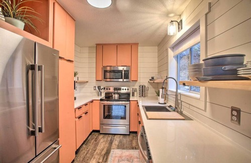 Hayden Lake House | The Cottage · Relaxing Hayden Lake Cottage with Water Access