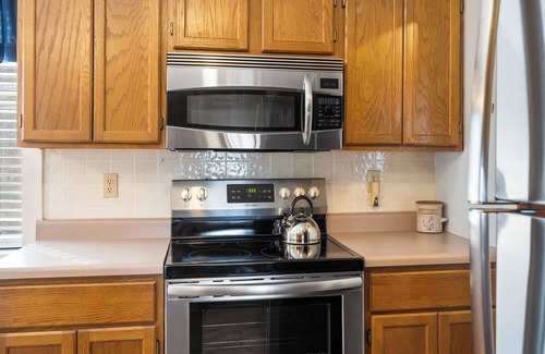 Branson West Cabin | The Cottages on Lake Bluff | Nearby Table Rock Lake!