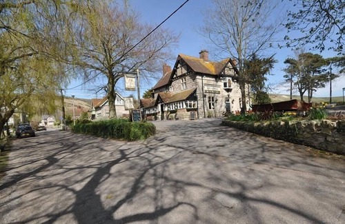Weymouth House | The Courthouse
