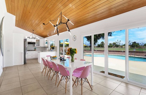 Palm Springs House | The Cowabunga House! - An Art Inspired Home Seated on Historic Golf Resort.