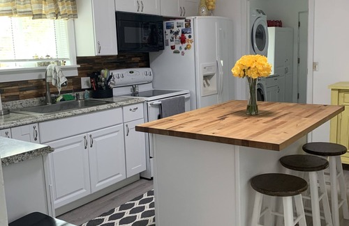 Rockland House | The Cozy Cottage