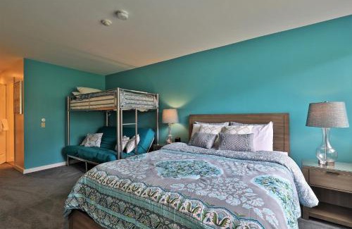Killington House | The Cozy Cubbie - Charming Studio, Summer Pool, Bus Route, Queen and Bunk Bed