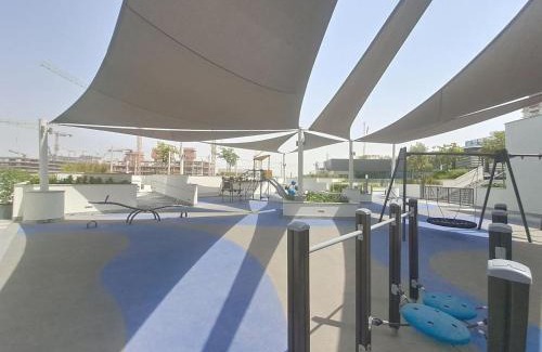 Nad Al Sheba Apartment | The Crest A - Premium Two Bedroom High-Rise Escape