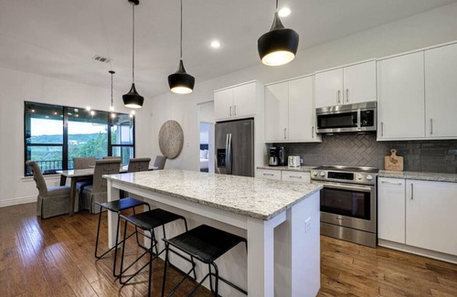 Lakehurst House | The Cross Wind House