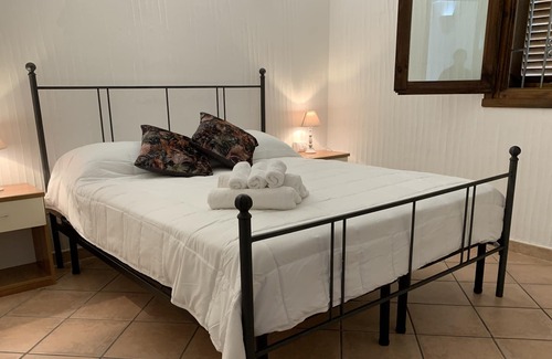 Castelsardo House | The Crowe Apartment