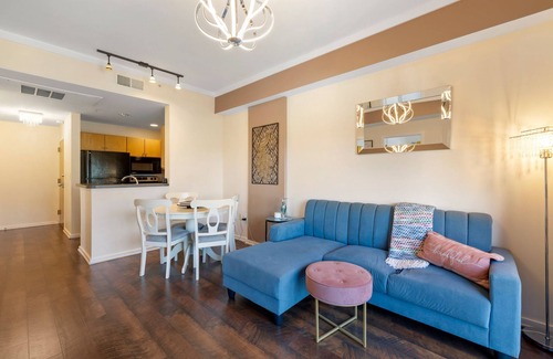 Fourth Ward Condo | The Crown of My Queen City-Weekly