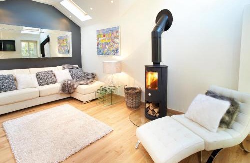 Pencoed House | The Cwtch