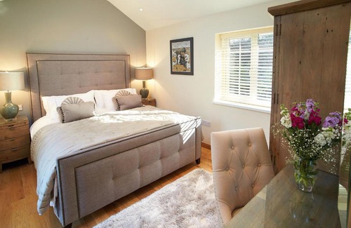 Pencoed House | The Cwtch