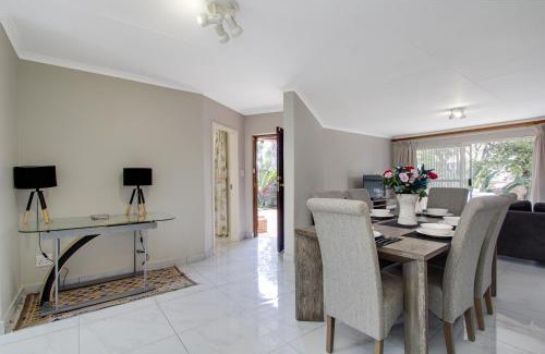 Greater Johannesburg Metropolitan Area House | The Cycad. 4-Bed Home next to Clearwater Mall