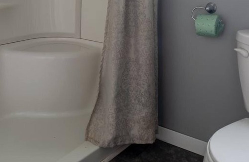 Prince Edward Cottage | The Demorestville-PEC getaway