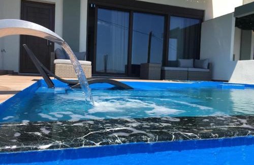 Sithonia House | The Diamond of Kriaritsi private pools & hydromassage