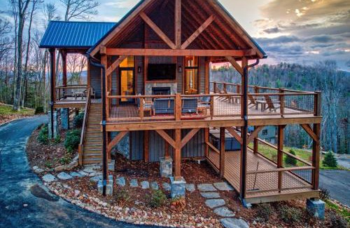 Elk Park House | The Dire Wolf at Eagles Nest