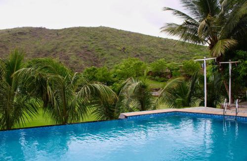 Udaipur Hotel | The Divine Hills Resort