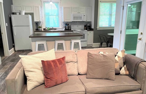 Cherry Valley House | The Dogwood - 32 Hollow