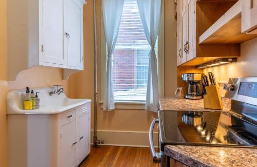 Livingston Apartment | The Downtown Lovely