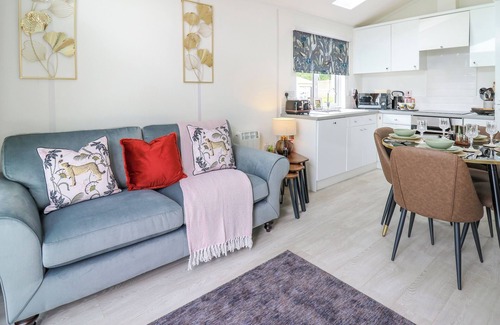 New Quay Cottage | THE DRAGONFLY, pet friendly, with a garden in Llanarth