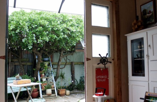 Otaki Beach House | The Dry Dock at Byron's Resort, Otaki Beach