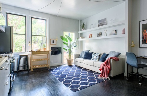 Cobble Hill House | The Dutch House, Cobble Hill, Boutique townhouse with private garden.