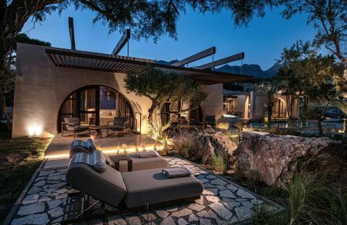 Fragkokastello Villa | The Echo Of The Sea - Beachfront Luxury Villa