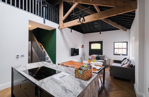 Southport Apartment | The Eden Warehouse - Green Apartment, sleeps 5