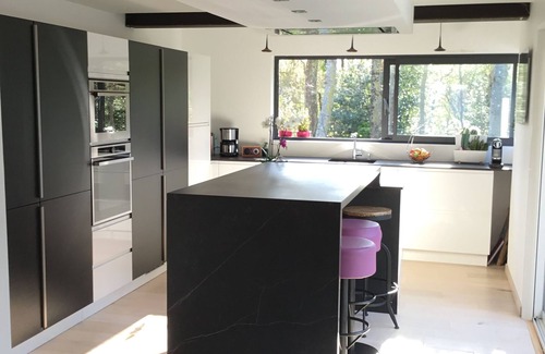 La Rochelle Agglomeration Villa | The edge of the wood. Bright villa close to La Rochelle and Ile de Ré.