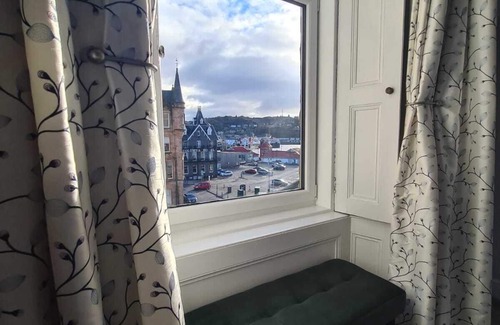 Oban Apartment | The Editor's Choice
