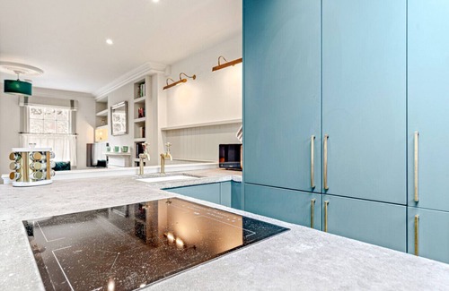Henley-on-Thames House | The Emerald - Central Henley, 2 Bedroom House
