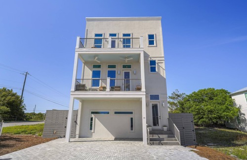 Inlet Beach Condo | "The Emerald" Studio 1-with King bed-Sleeps 2