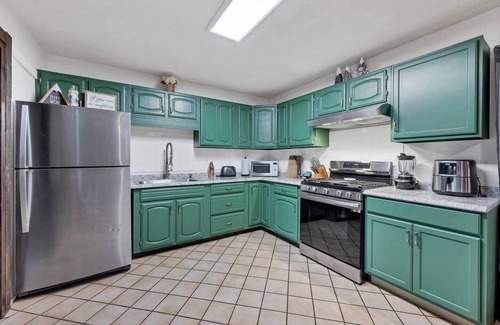 Thornton House | The Enchanted Forest Retreat