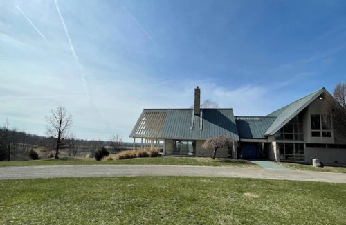Lebanon House | The Estate at ByerPatch Farm