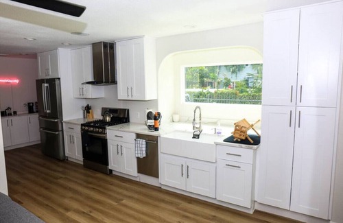 St. Petersburg - Clearwater House | The Euclid 1925 Bungalow Located in Downtown