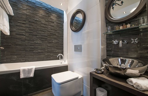South Kensington Hotel | The Exhibitionist Hotel