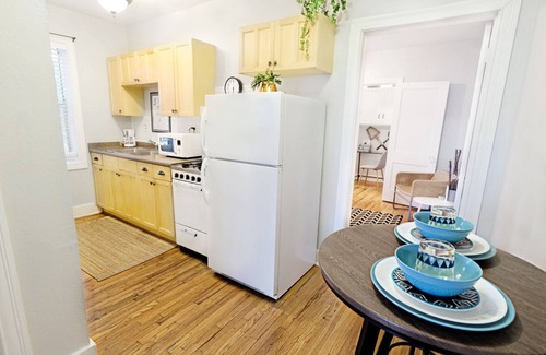 Lakewood Heights Apartment | The Explorer's Hearth M-Streets
