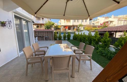 Kadnlar Denizi Mahallesi Villa | The Family Villa
