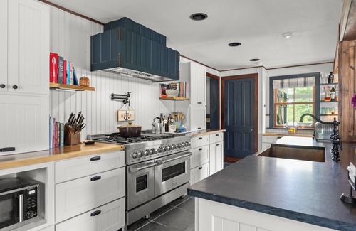 Leeds Other | The Farmhouse at Leeds, a Hudson Valley Retreat