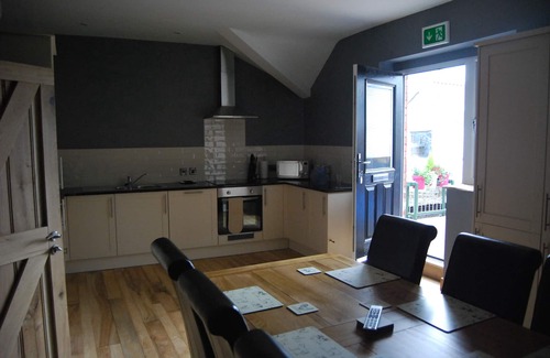 Ruthin House | The Feathers