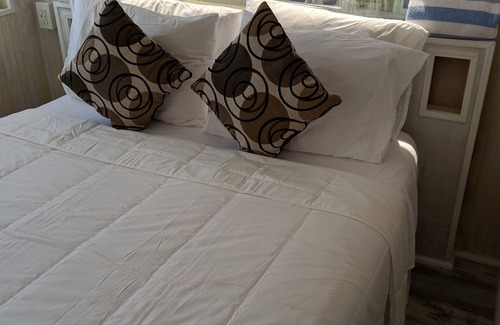 Tavernier Resort | The Finn in the Keys