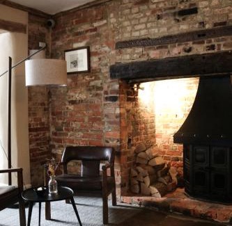 Dorchester-on-Thames Hotel | The Fleur de Lys