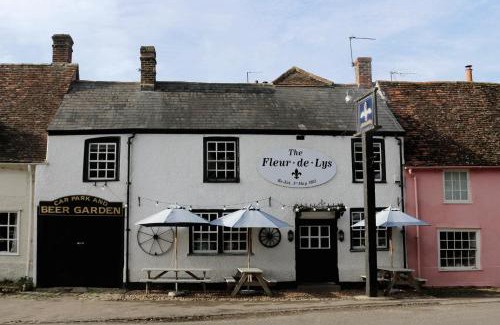 Dorchester-on-Thames Hotel | The Fleur de Lys