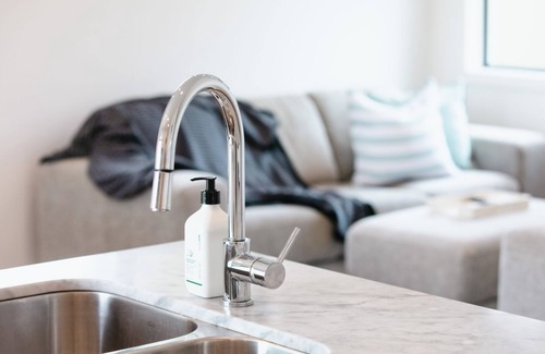 Flinders Apartment | The Flinders Weekender, Enjoy a comfortable stay in a two-bedroom apartment in Flinders.