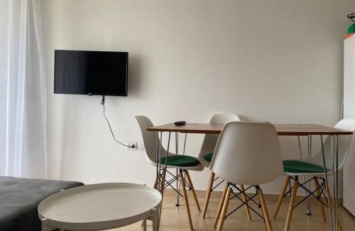Skataj Apartment | The Flip-Flop Apartment