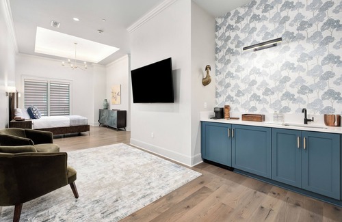 Cullman Hotel | The Flying Fifty, a Luxury Boutique Hotel